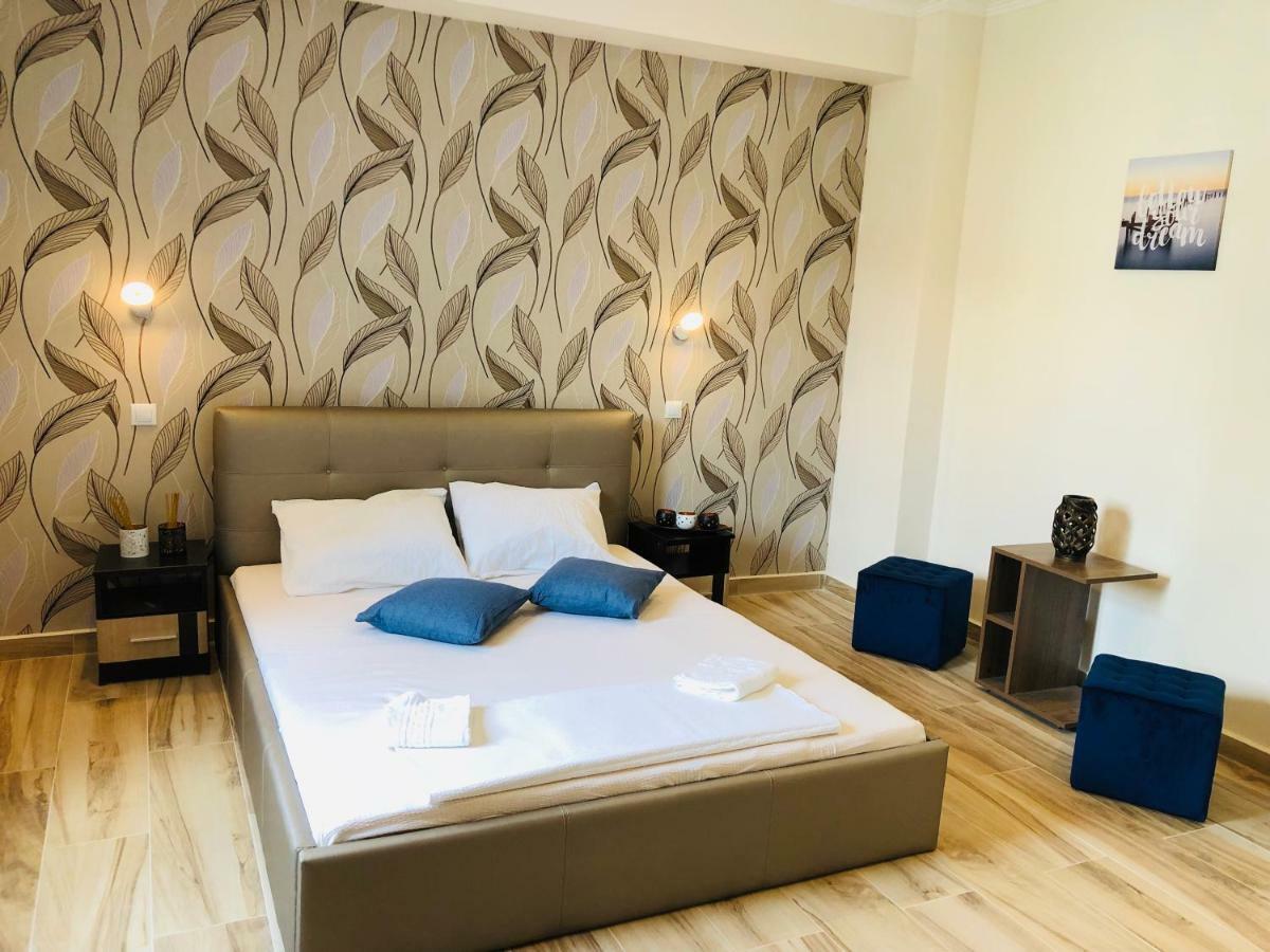 Byzanthin Hostel Boekarest Buitenkant foto